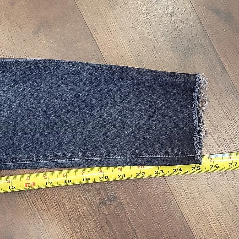 Agolde. Dark distressed  skinny denim jeans 26